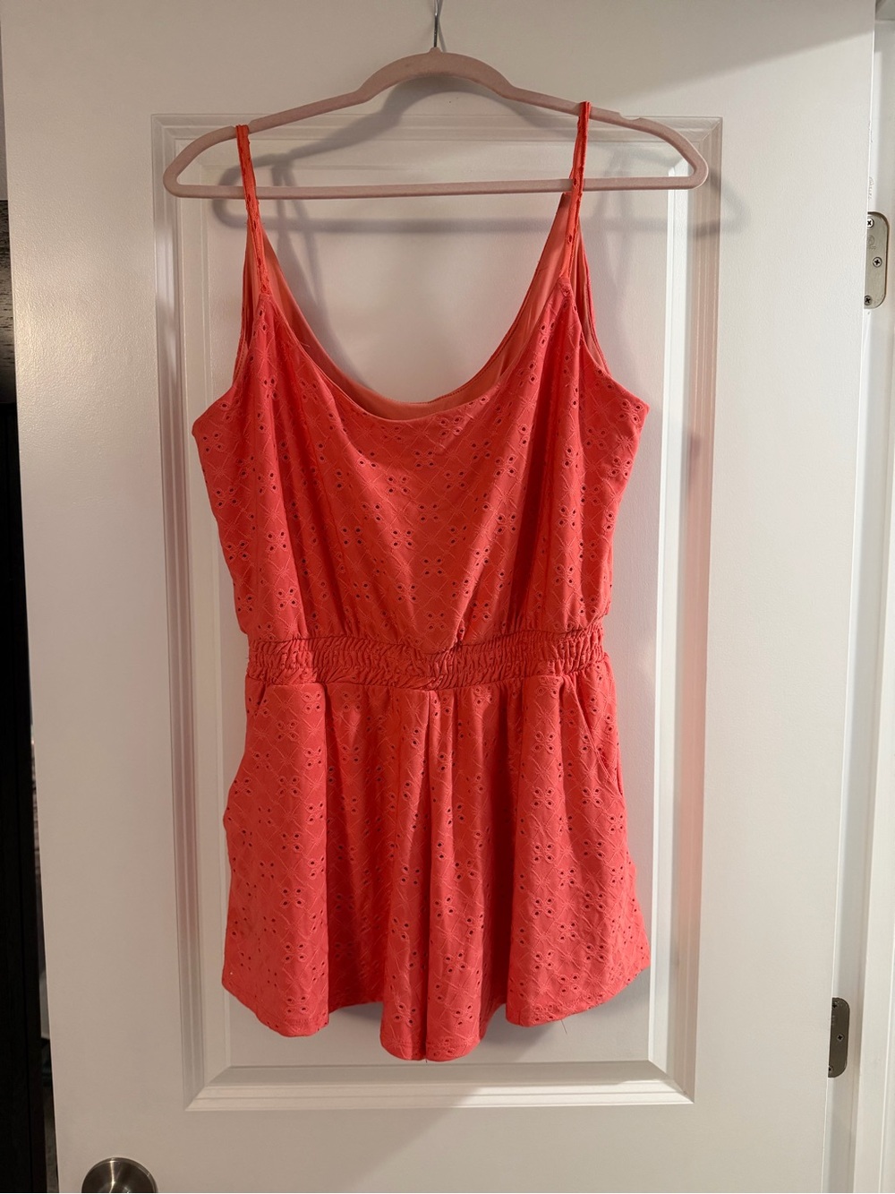 Women’s Lucy love coral romper size L. NWT